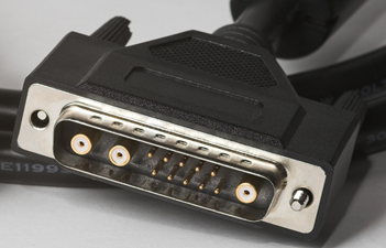 13W3 connector